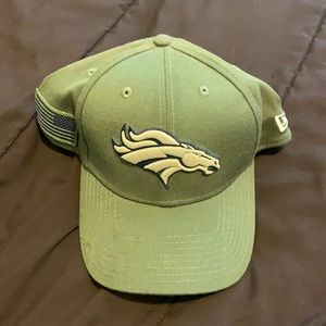 New Era Military Denver Bronco Hat- Fitted.